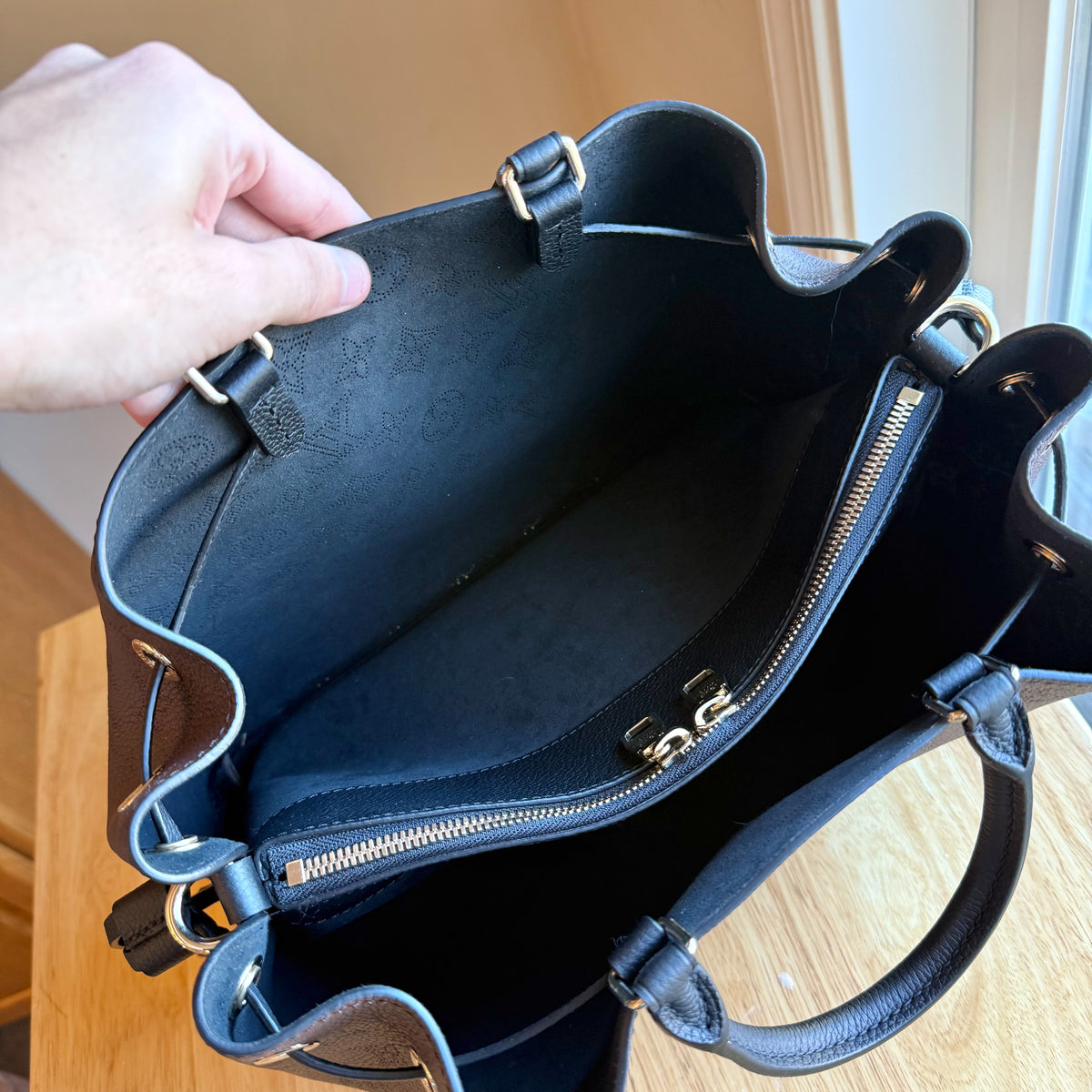 Bella Tote ; Mahogany (New w/ Tags)