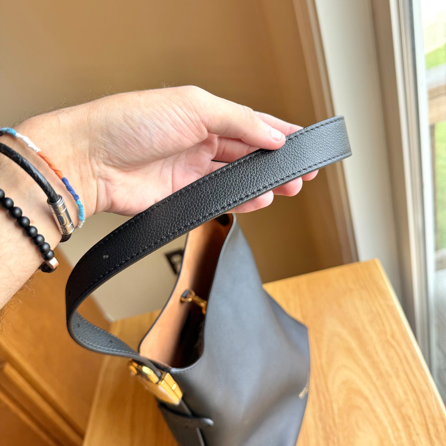 Black Low Key Hobo PM (Brand New)