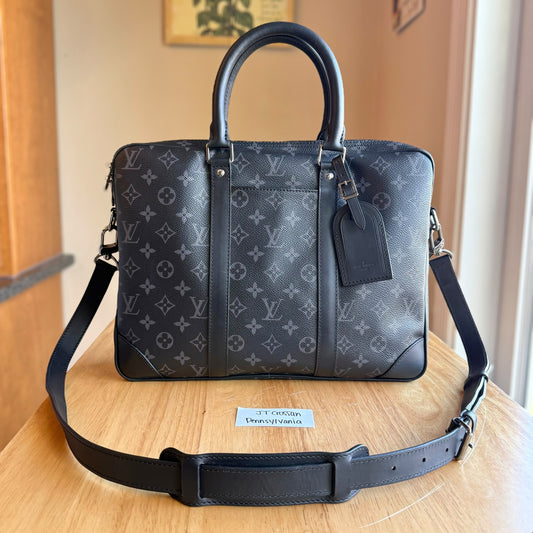 Monogram Eclipse Porte Documents Voyage PM