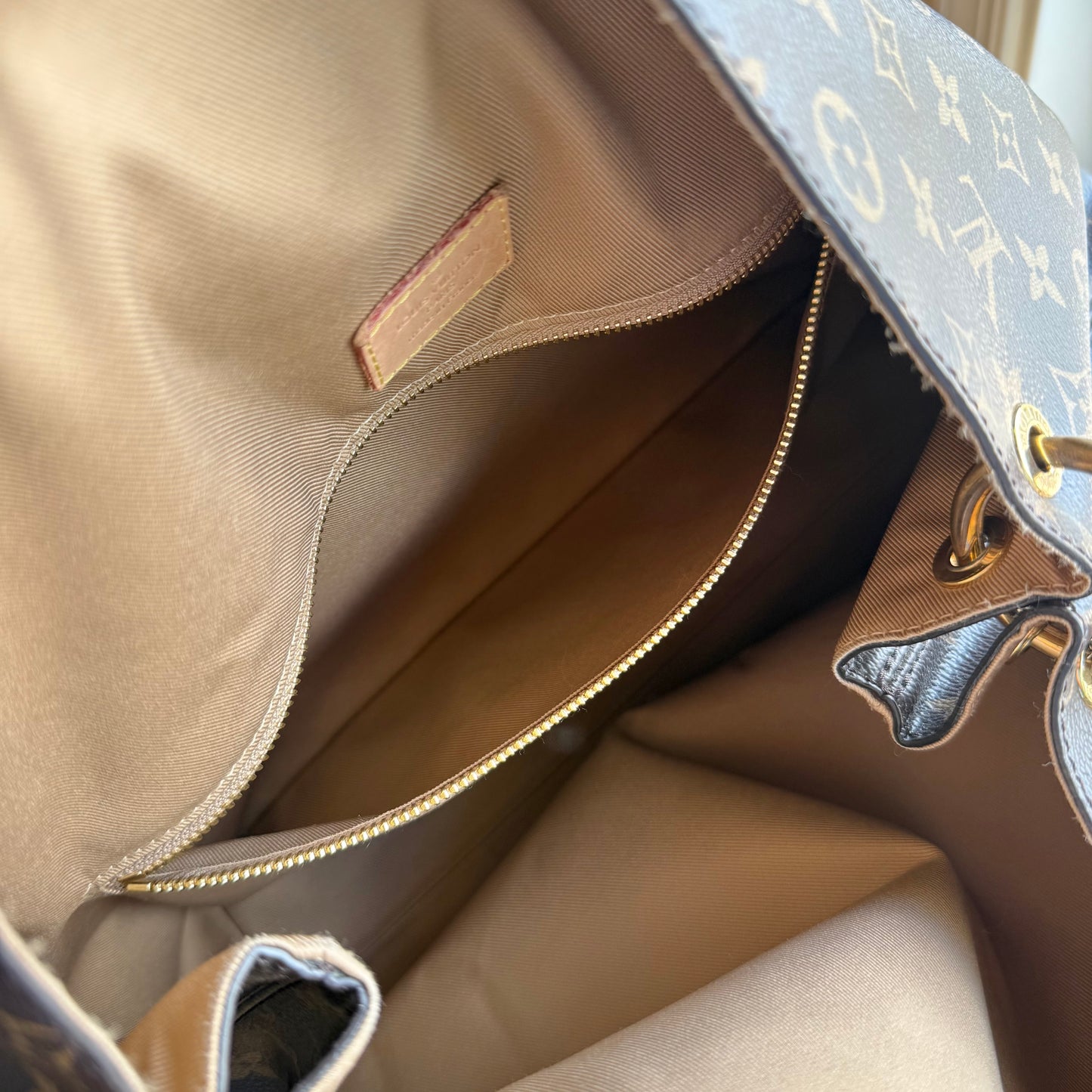 Monogram Graceful MM