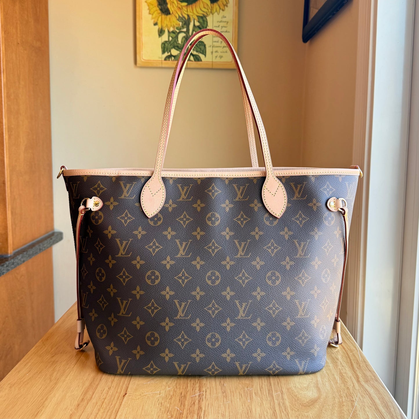 Monogram Neverfull Bandouliere Inside Out MM - Rogue Sari Interior
