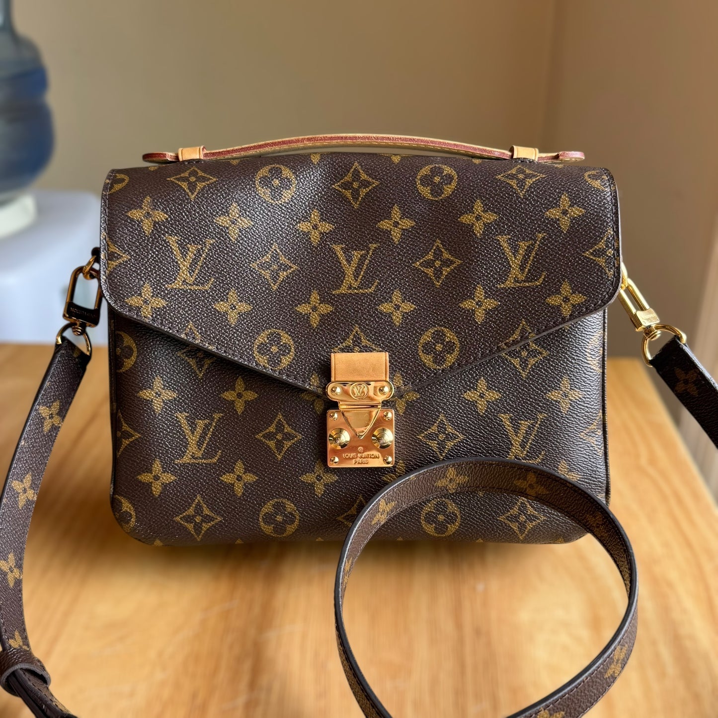 Monogram Pochette Métis