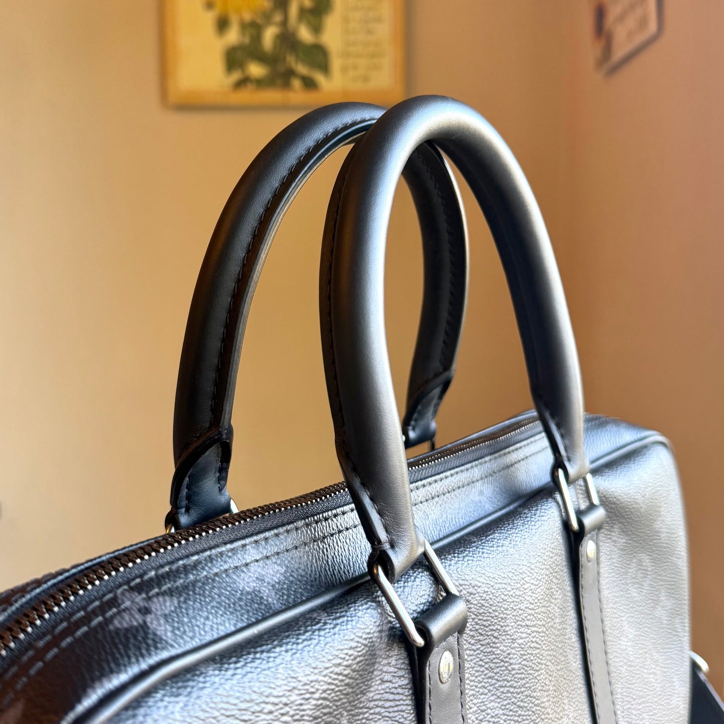 Monogram Eclipse Porte Documents Voyage PM