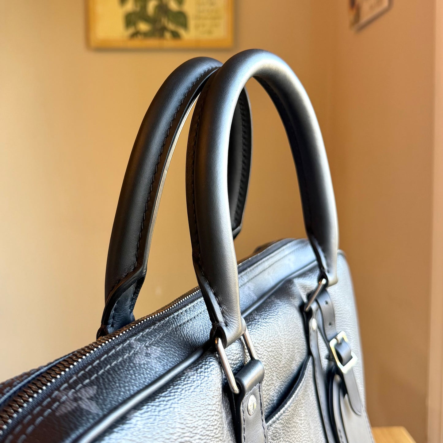 Monogram Eclipse Porte Documents Voyage PM