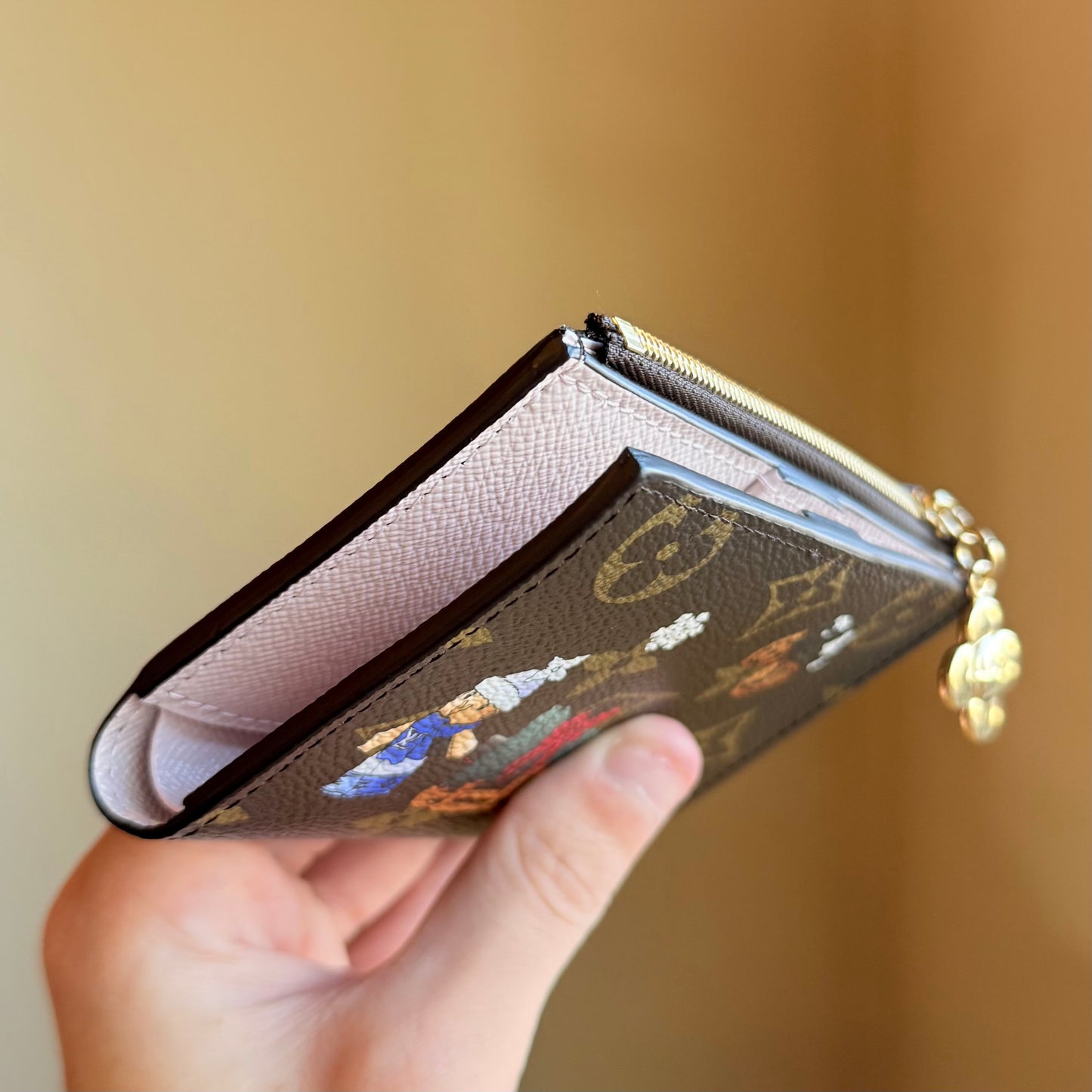Lisa Wallet ; 2025 Holiday Collection (Brand New)