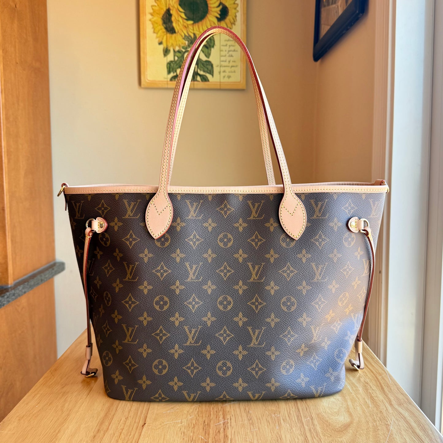 Monogram Neverfull Bandouliere Inside Out MM - Rogue Sari Interior