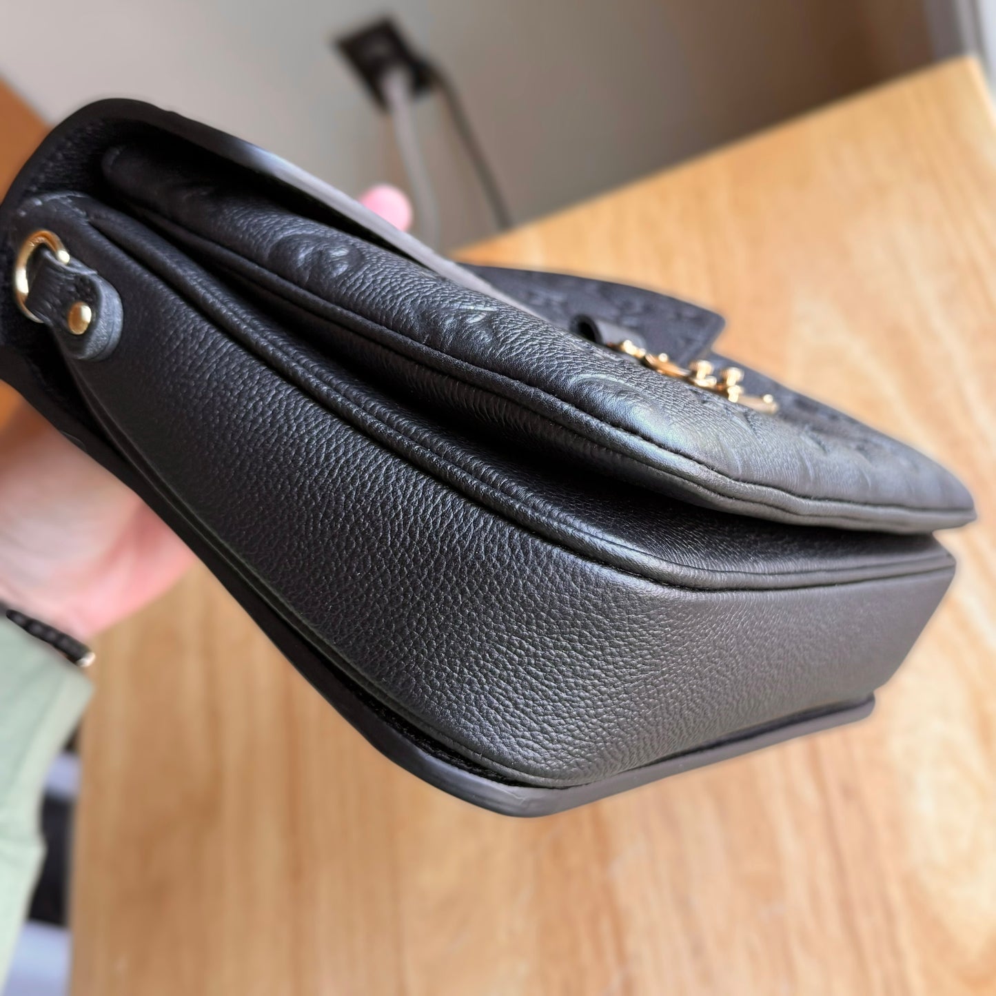 Black Empreinte Pochette Métis (Brand New)