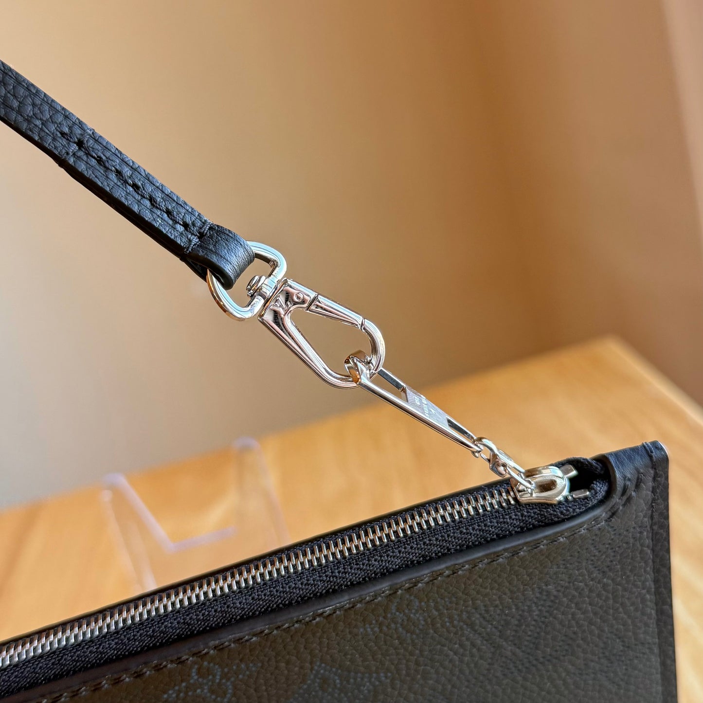 Black Mahina Blossom MM (Brand New)