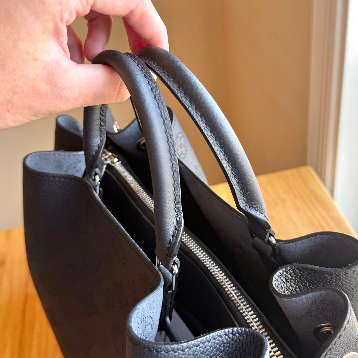 Black Mahina Bella Tote (Brand New)