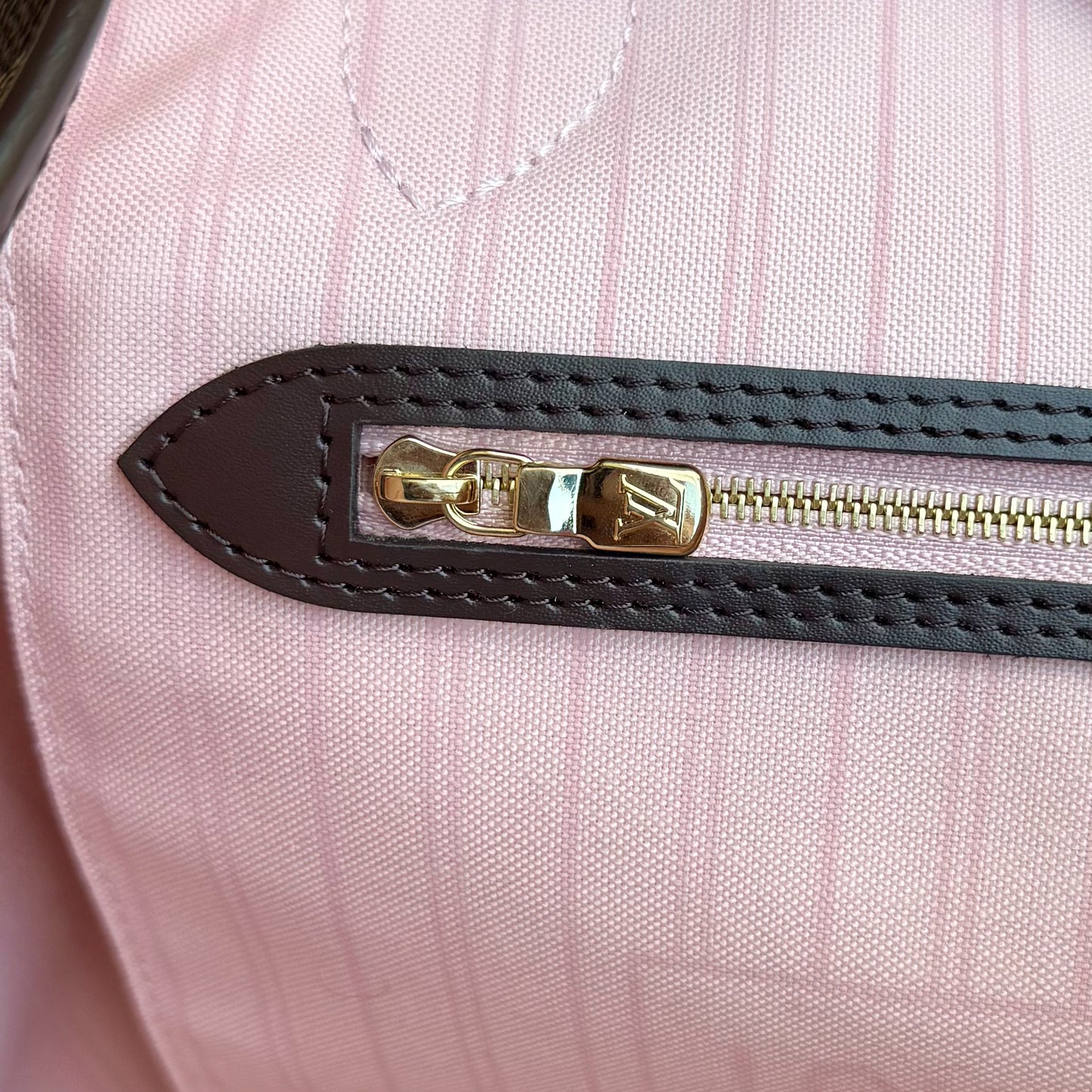 Damier Ebene Neverfull MM - Rose Ballerine Interior