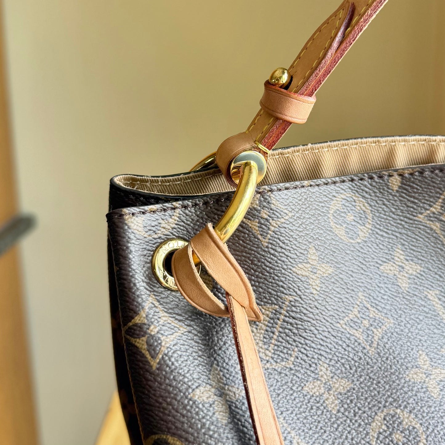 Monogram Graceful MM