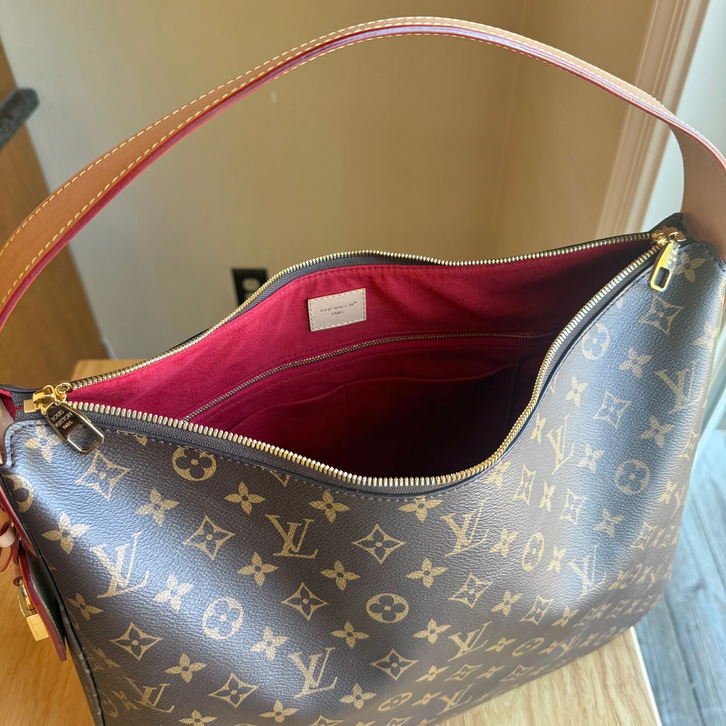 Monogram Slouchy MM