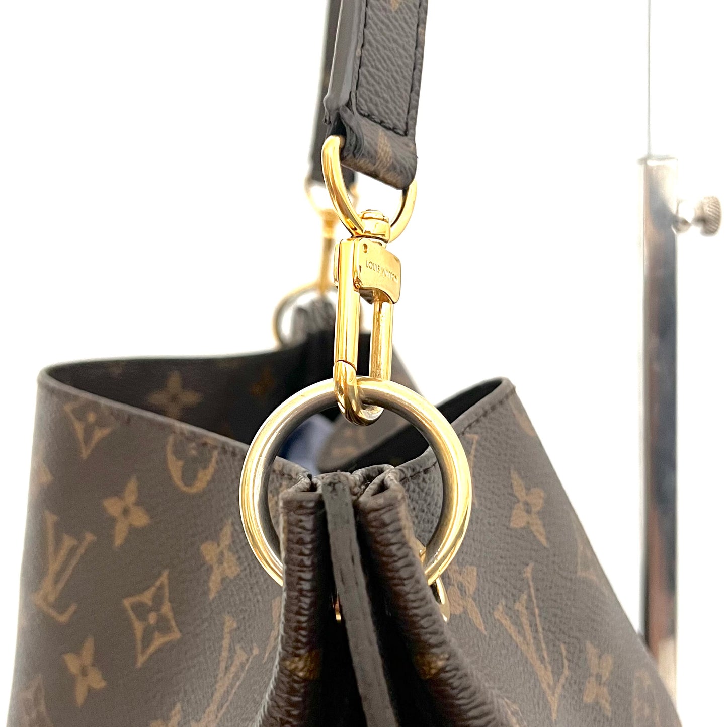 Monogram Metis Hobo