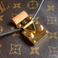 Monogram Pochette Métis