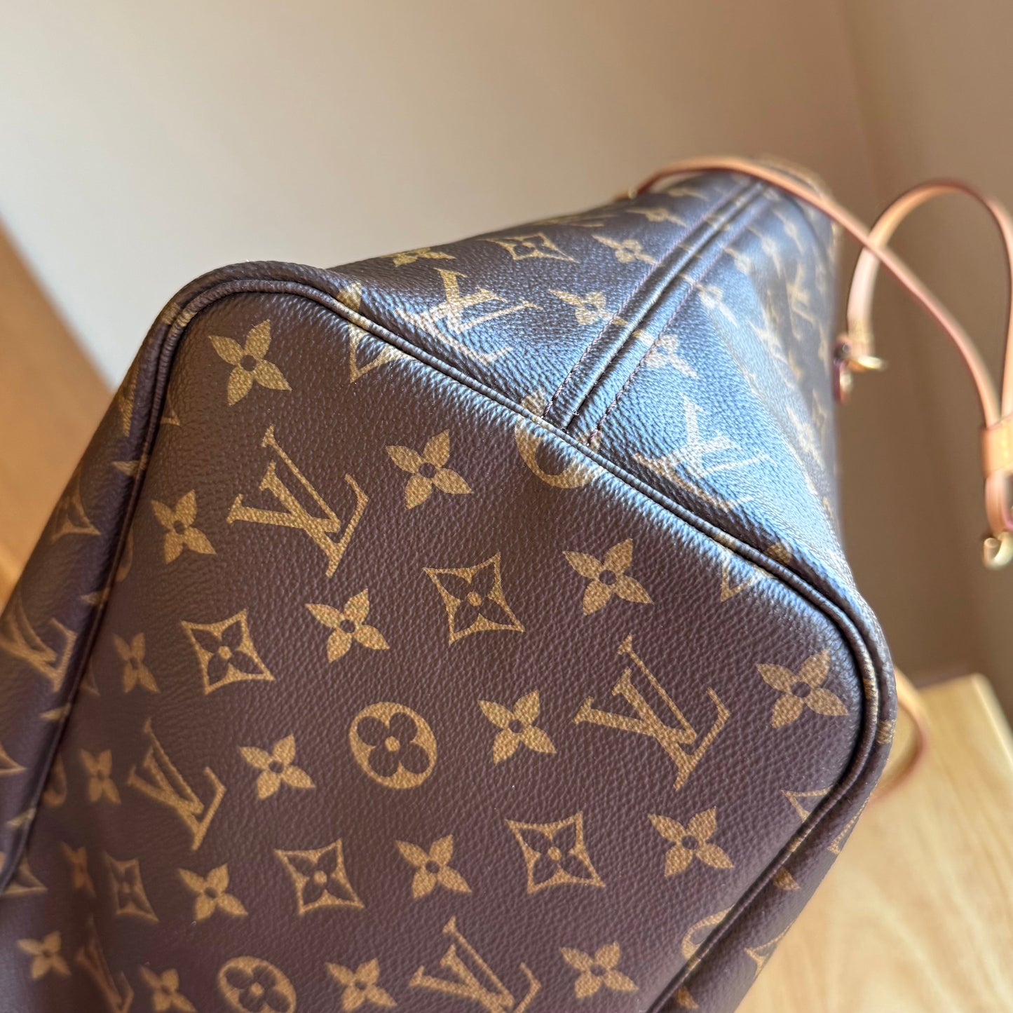 Monogram Neverfull MM - Rose Ballerine Interior