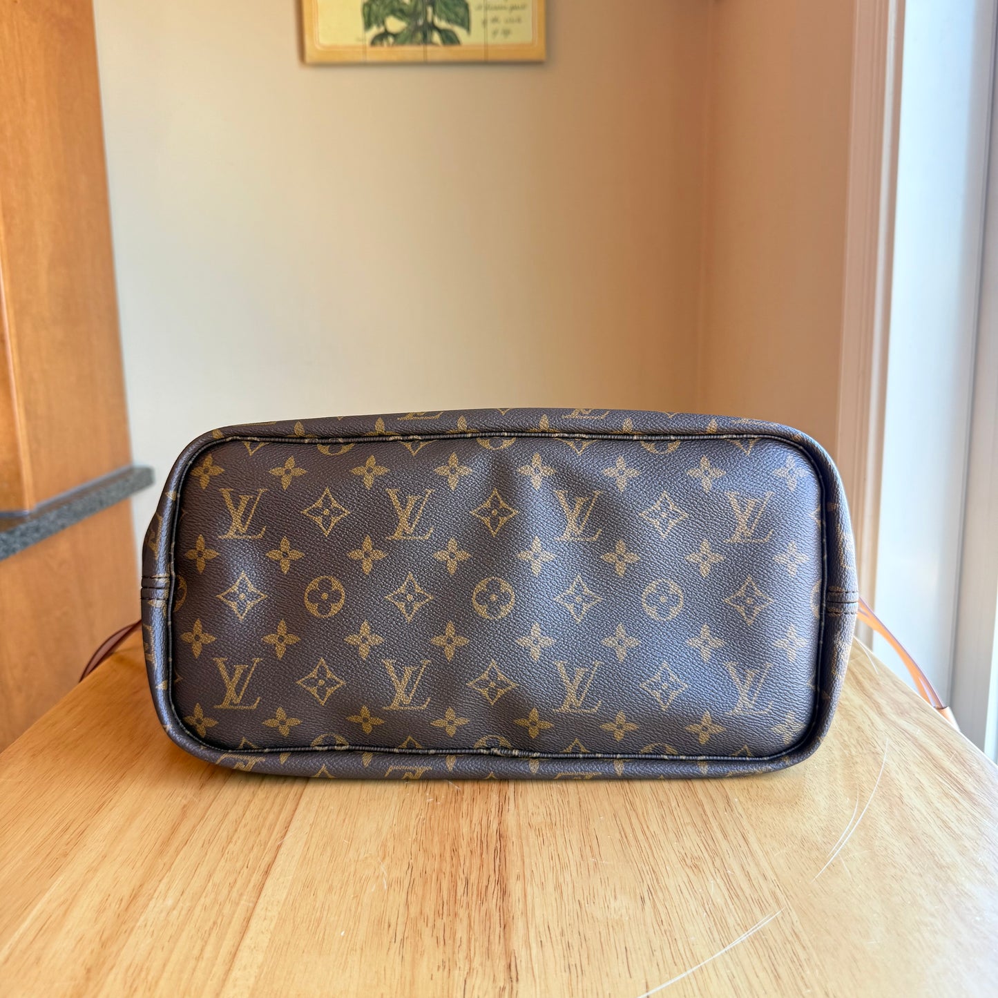 Monogram Neverfull Bandouliere Inside Out MM - Rogue Sari Interior