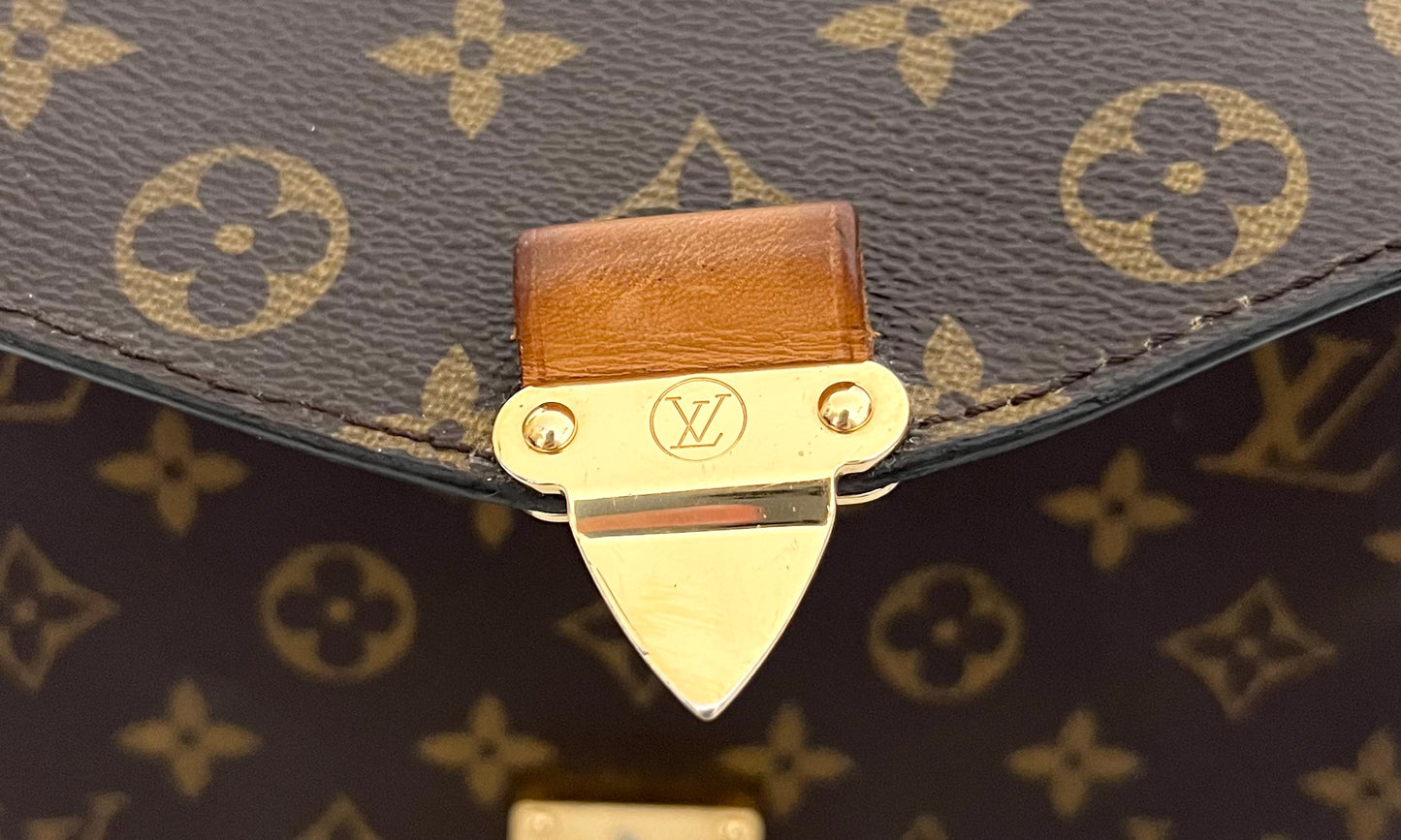 Monogram Pochette Metis