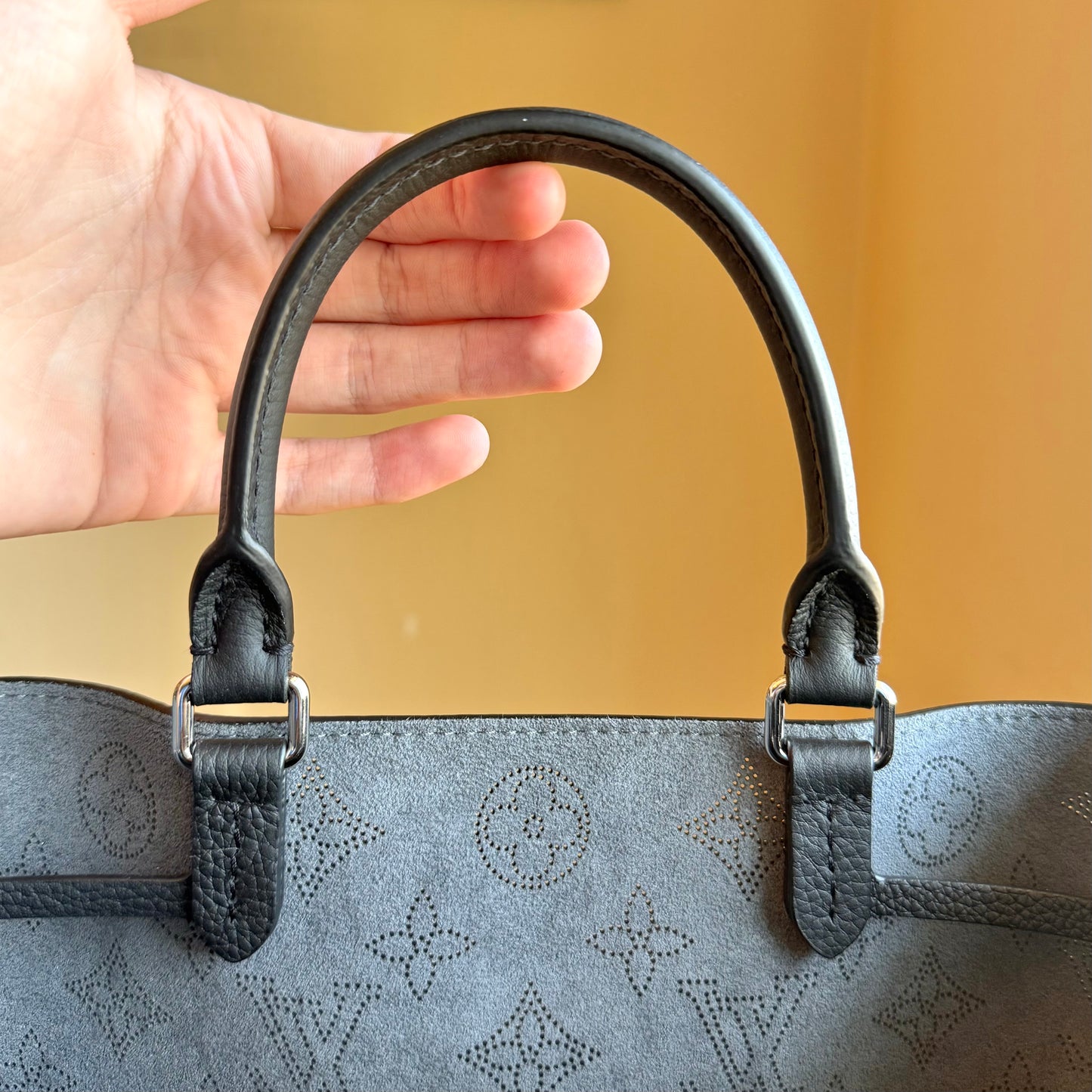 Black Mahina Bella Tote (Brand New)