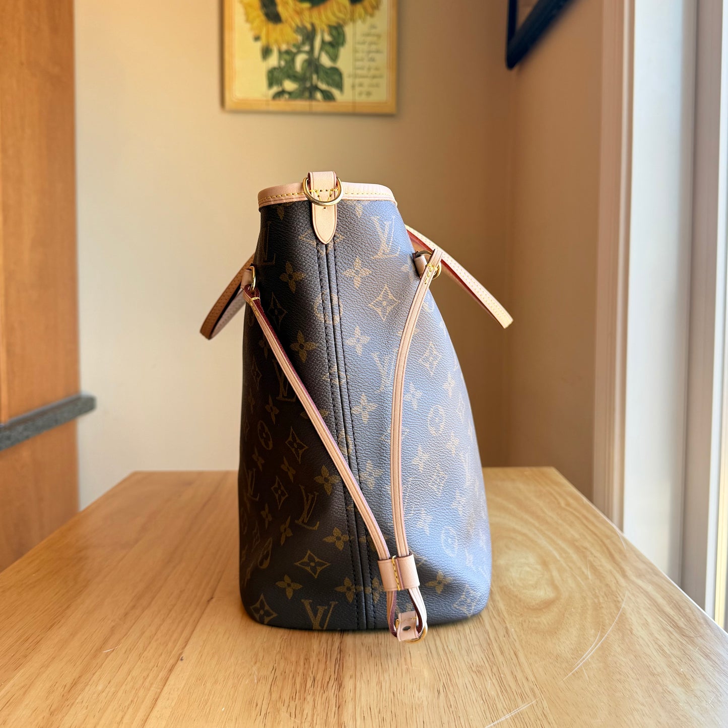 Monogram Neverfull Bandouliere Inside Out MM - Rogue Sari Interior