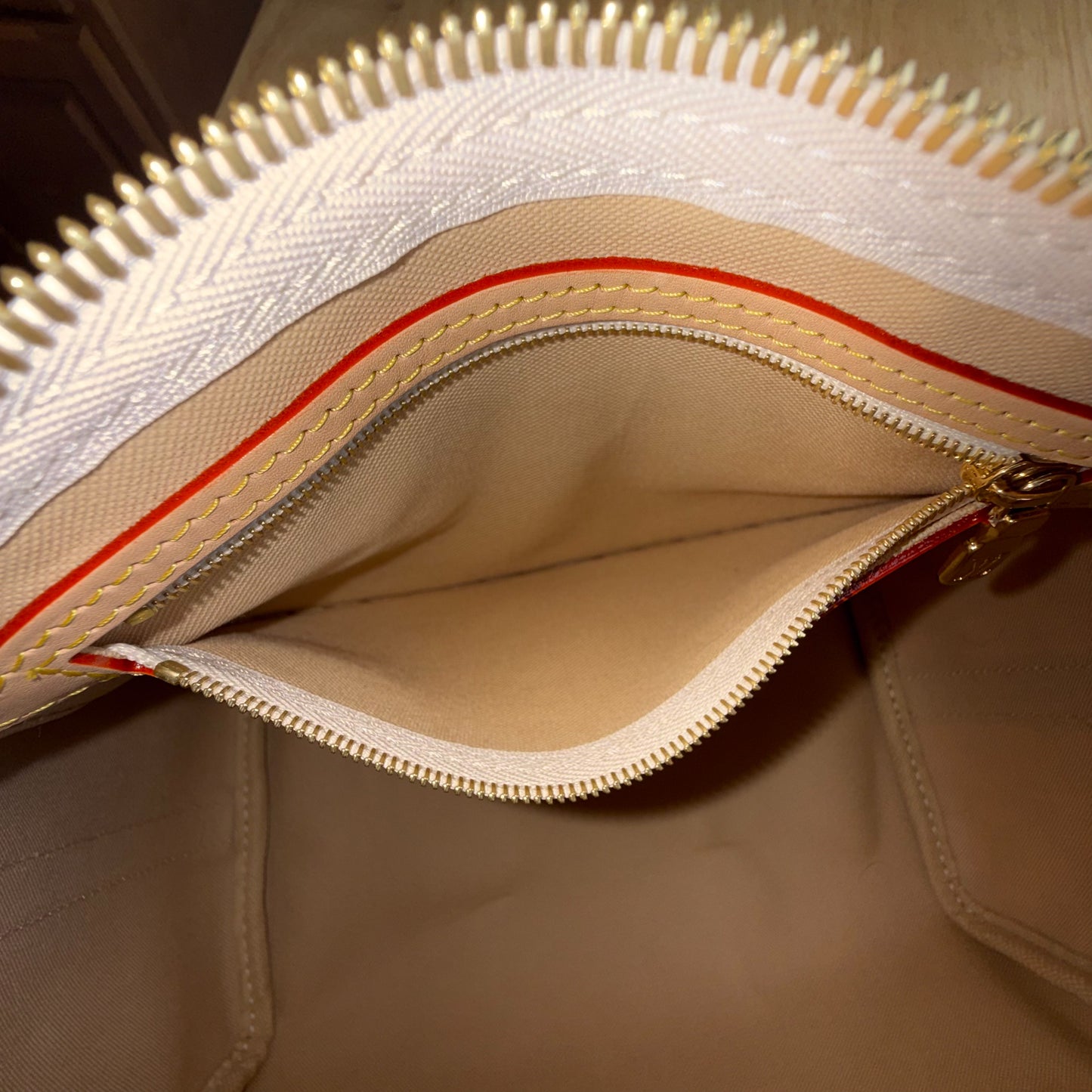 Damier Azur Speedy 25 Bandouliere (Like New)