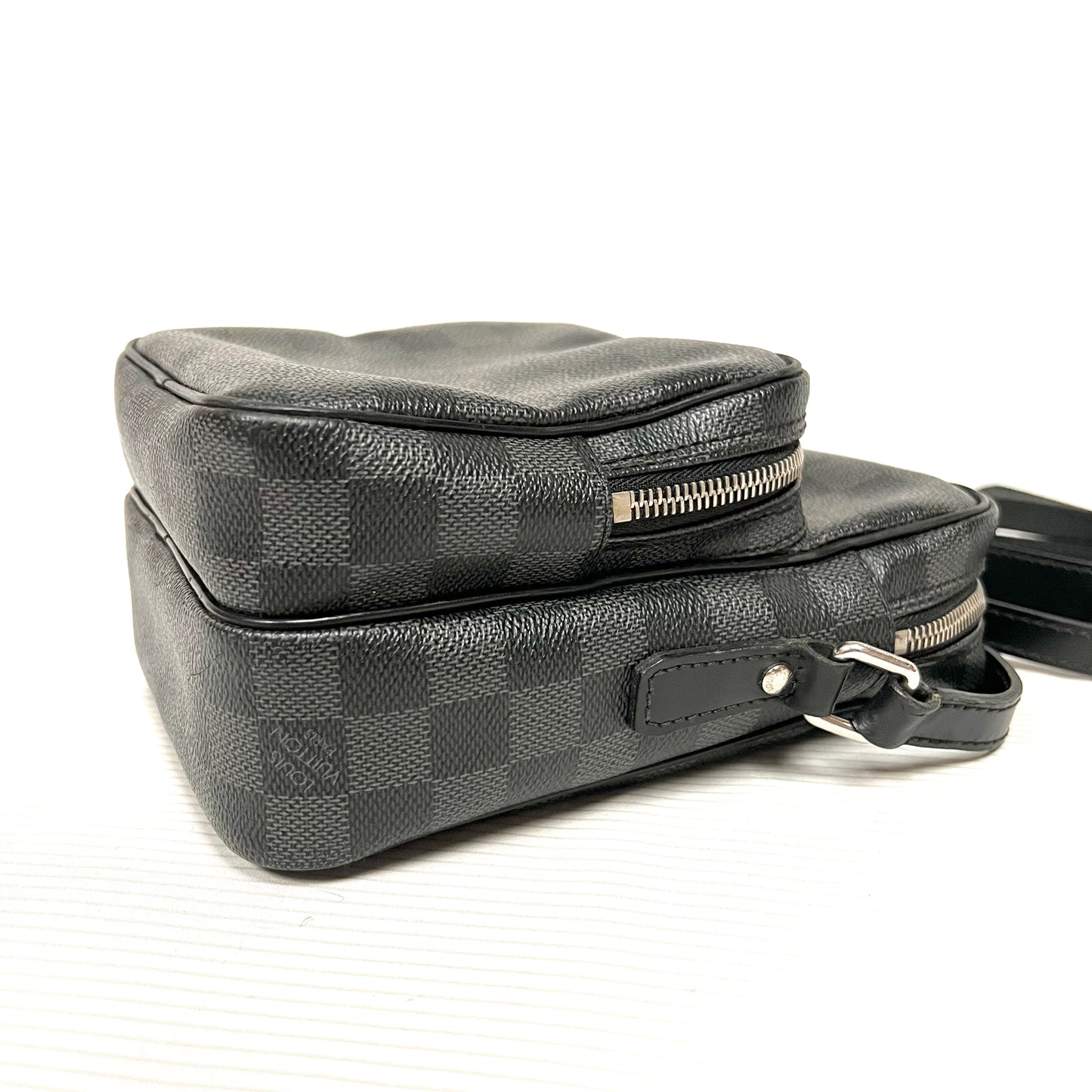 Damier Graphite Rem Crossbody