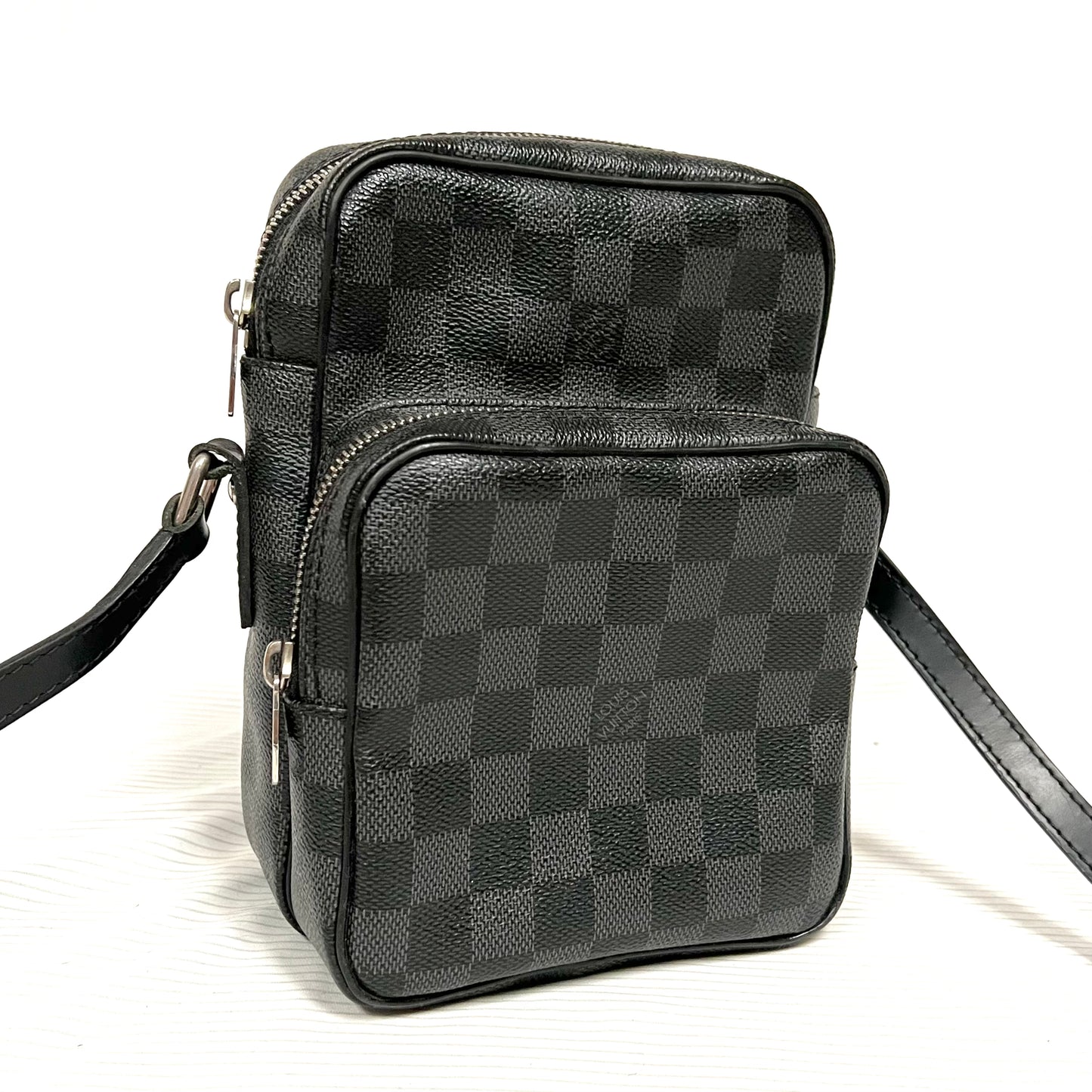 Damier Graphite Rem Crossbody