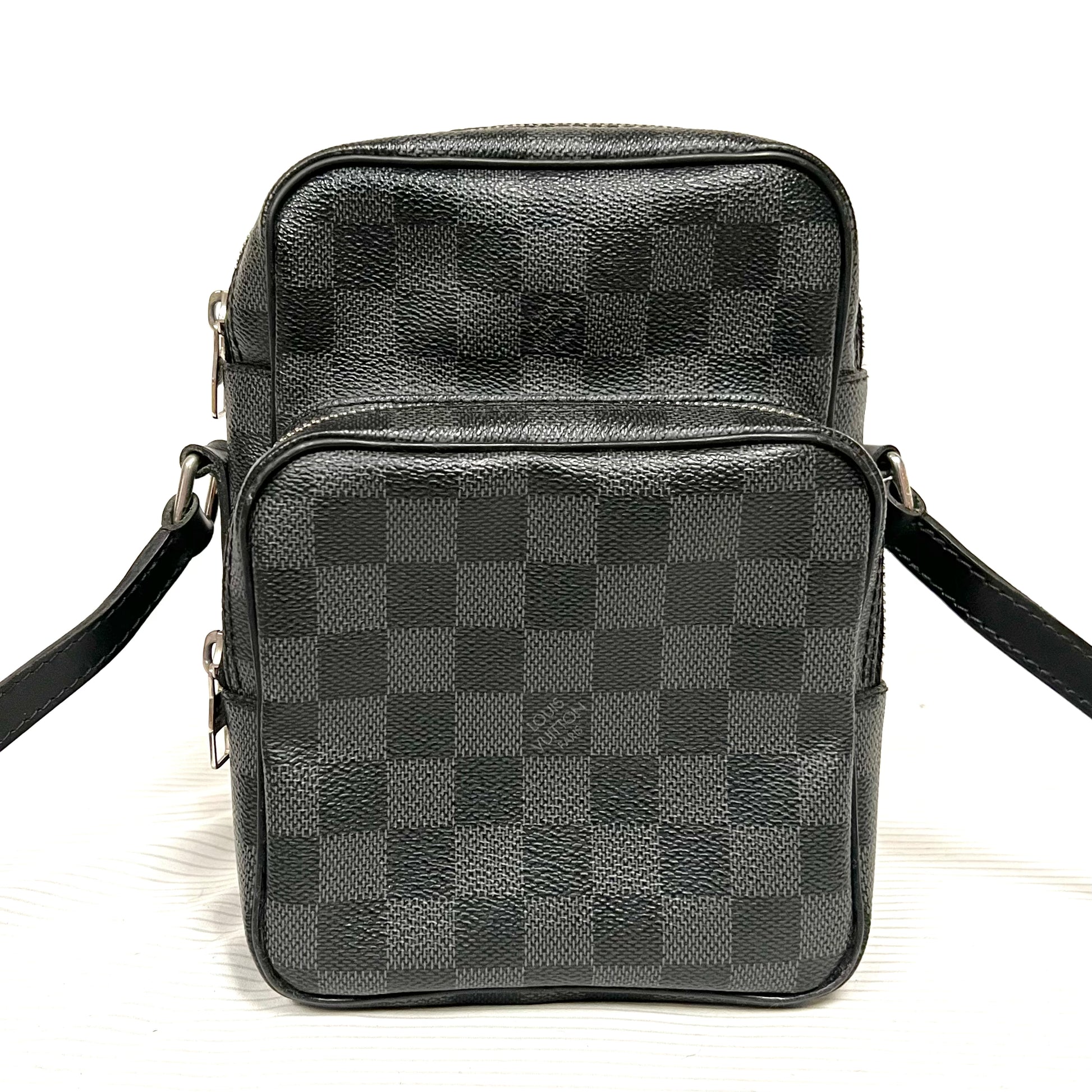 Louis Vuitton Neube PM Monogram Eclipse Vivienne Shoulder Bag Mini Back Used